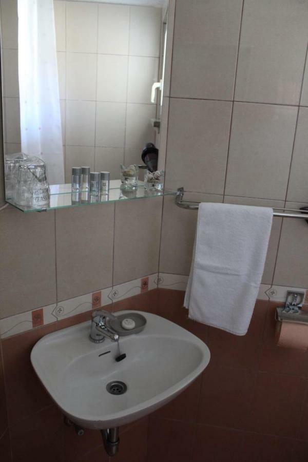 Apartment Pirovic トゥラニ エクステリア 写真